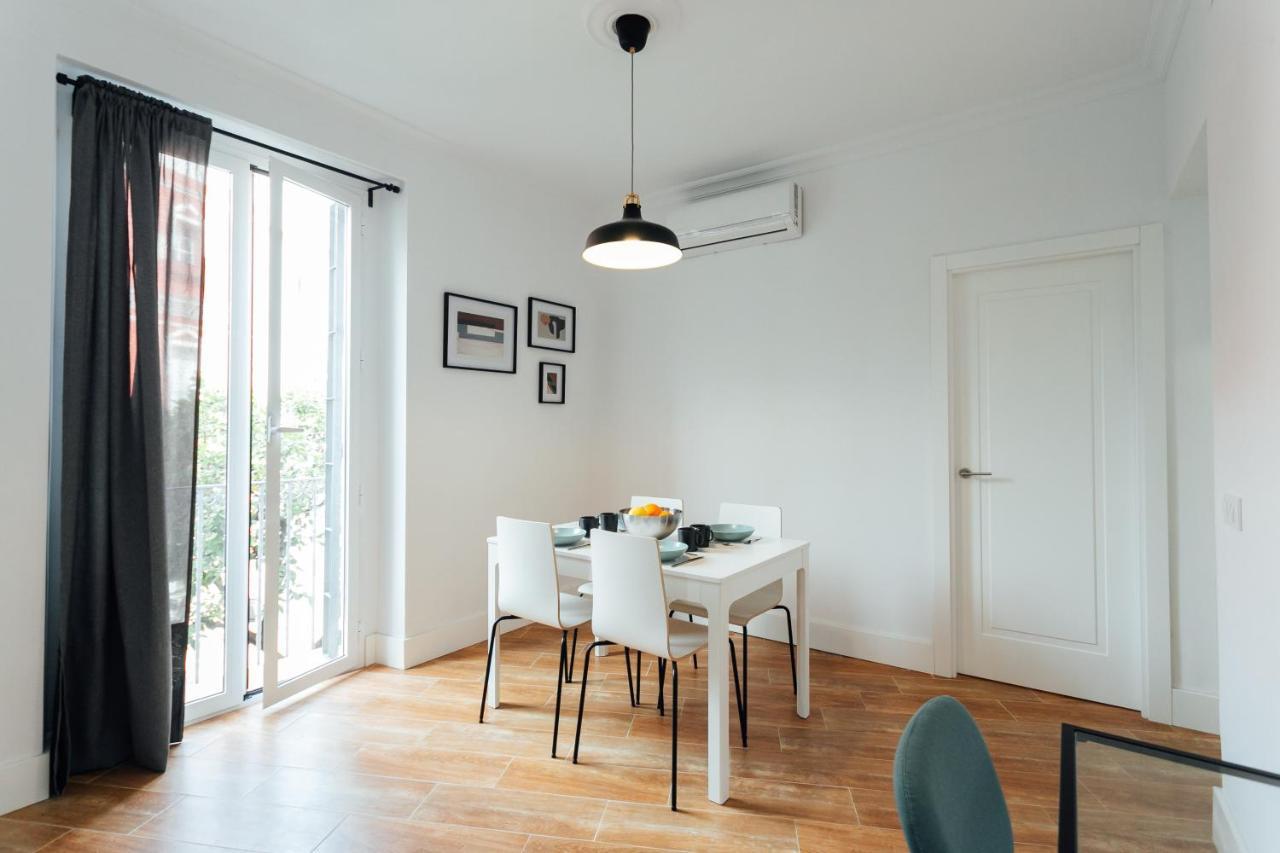 Alohamundi Peral Apartment Seville Exterior photo