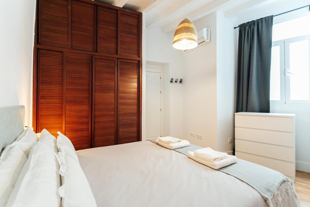 Alohamundi Peral Apartment Seville Exterior photo