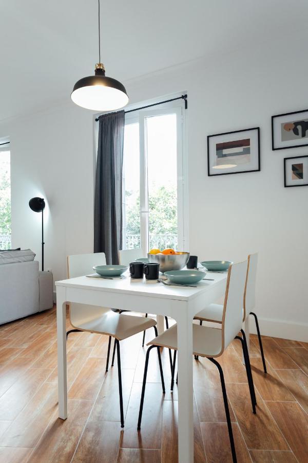 Alohamundi Peral Apartment Seville Exterior photo